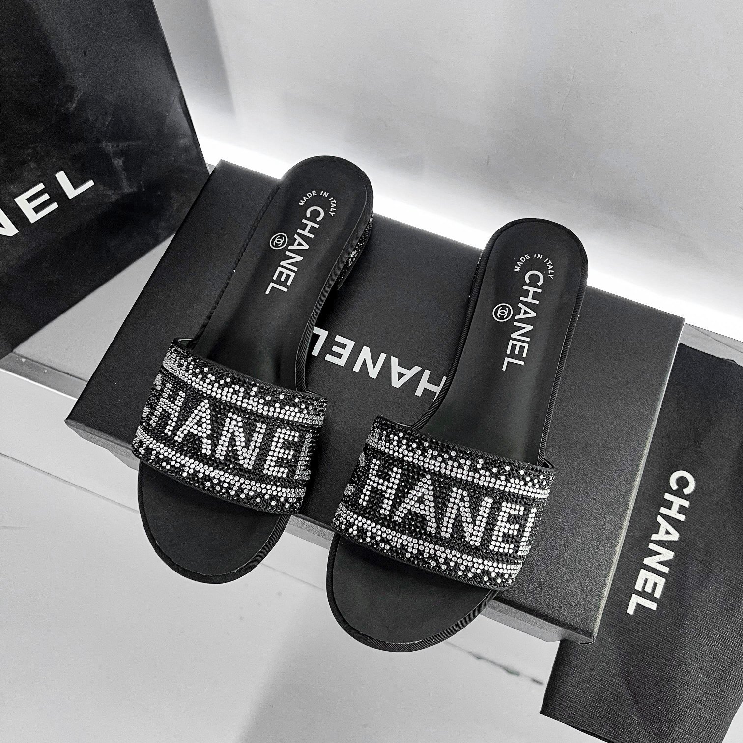Ch**el 24P Beaded D1am0nd Slippers Black
