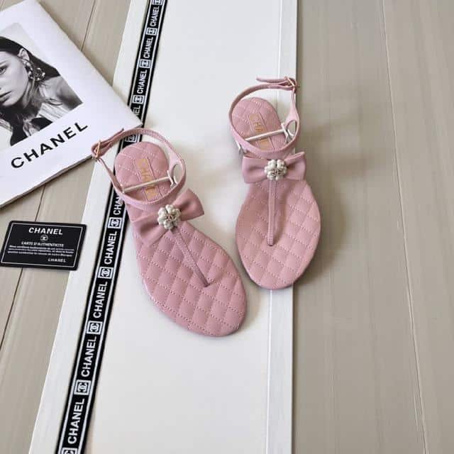 Ch**el Pink Quilted Leather With White Camellia Cc Logo Bow Thong Sandals