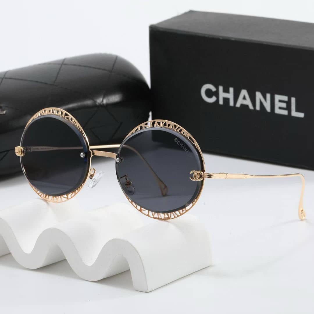 Ch**el Soleil Vintage Sunglasses Black