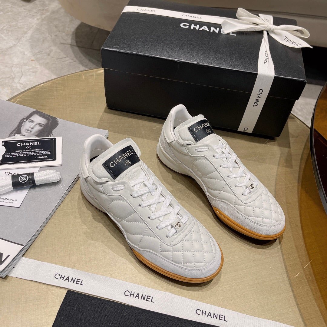 Ch**el Sneaker Calfskin Suede White G45335 B14497 Ns308