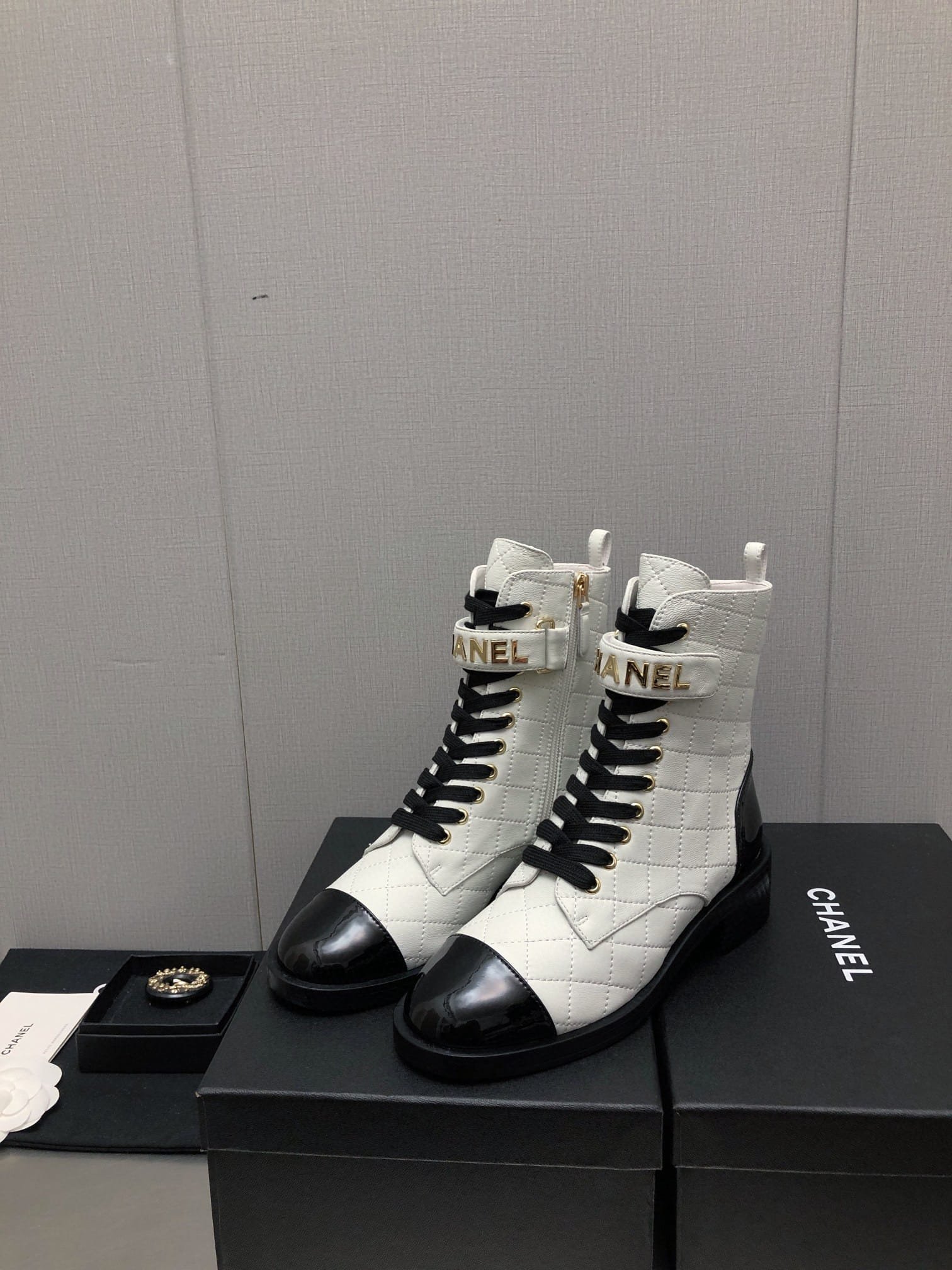 Ch**el Combat Boots White And Black G45005