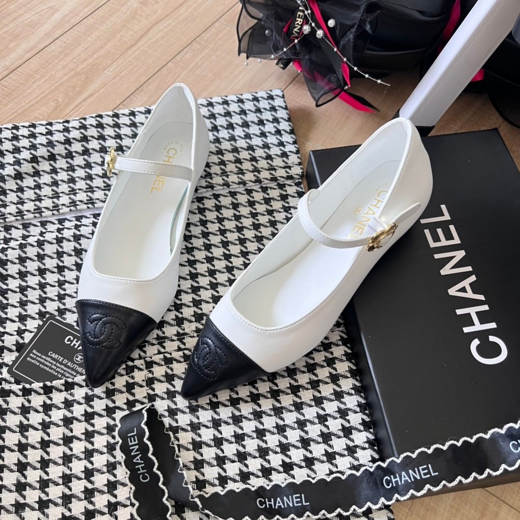Ch**el Pointed Toe Doll Shoes With Gold Flower In White