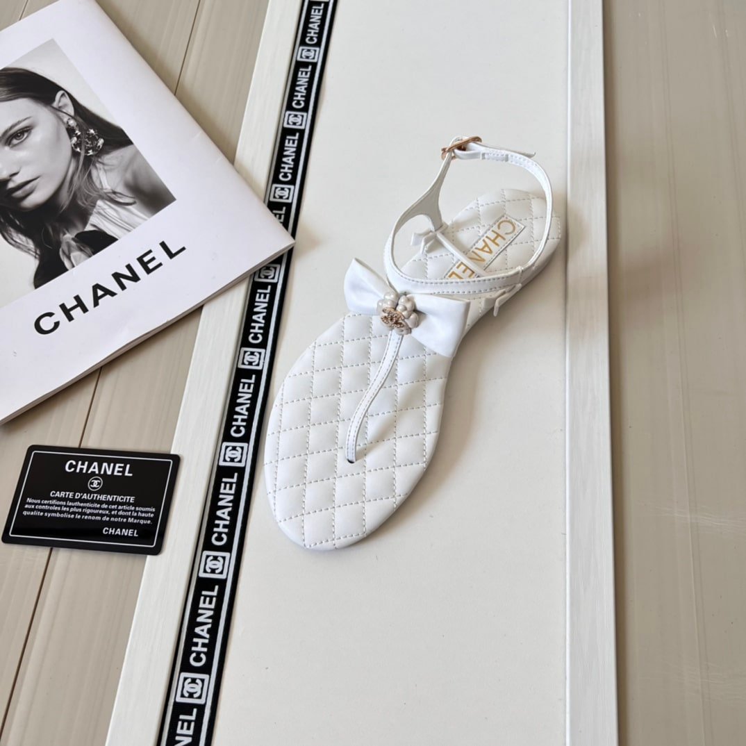 Ch**el White Quilted Leather With White Camellia Cc Logo Bow Thong Sandals