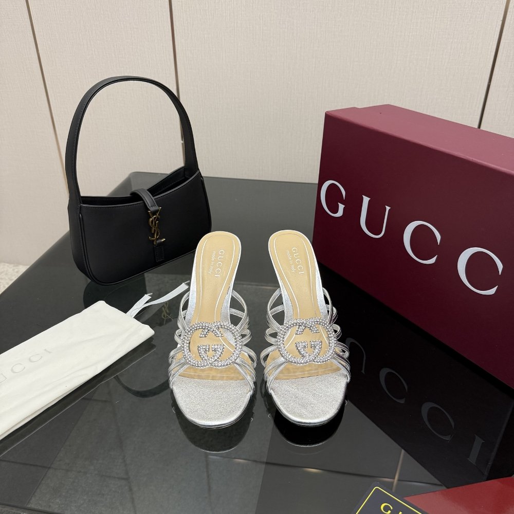 Gvc*1 Women Slide Sandal With Crystal Interlocking G Silver 852663 0Mw00 8106