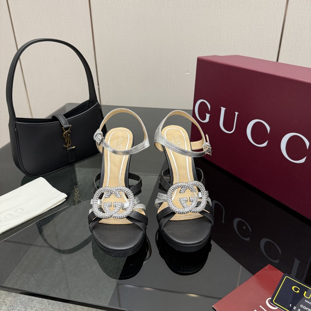 Gvc*1 Women Pump With Crystal Interlocking G Black 852355 Aafsh 8142