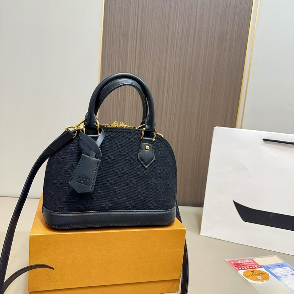 L0vis Vvtt0n Alma Denim Black 24Cm