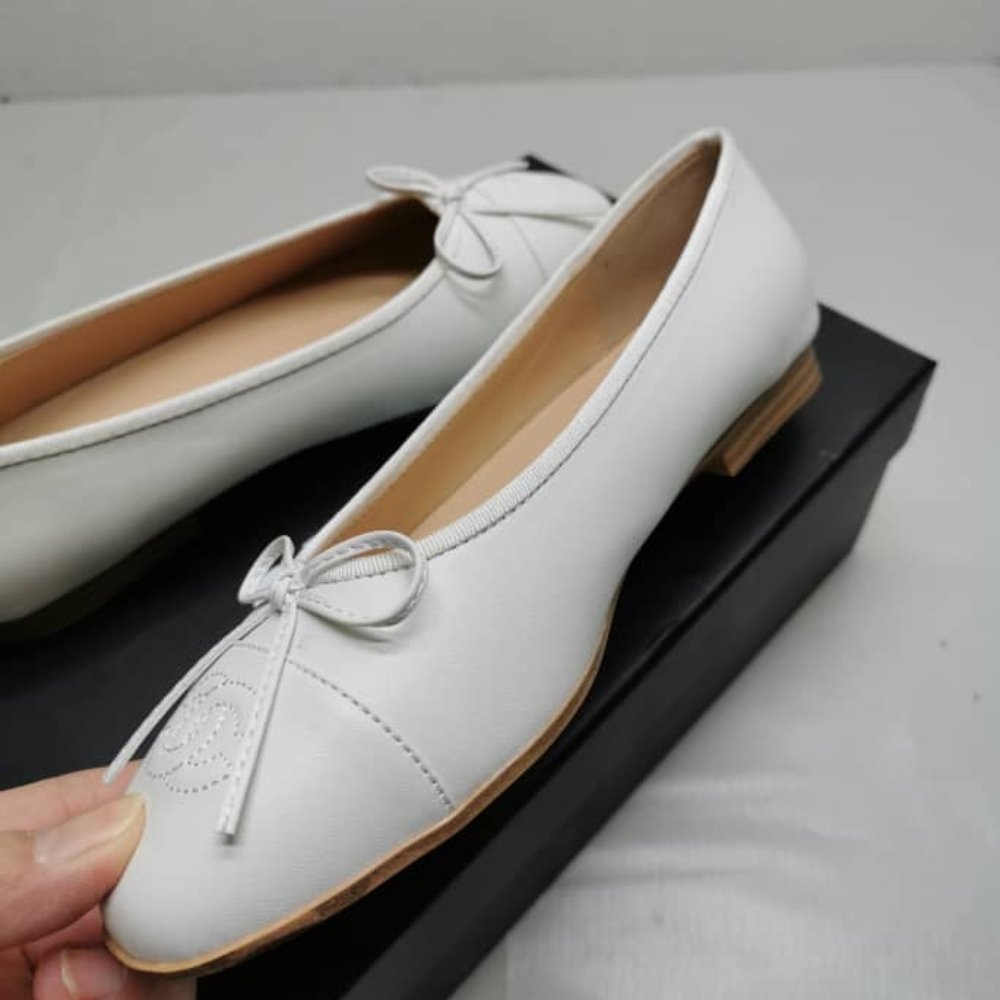 Ch**el Ballet Flats White