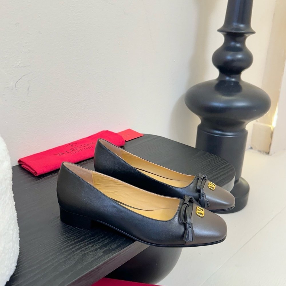 Va1e*ntin0 Valet Du Roi Ballerina In Kidskin In Black 6Y0S0L03Vmh Bxv
