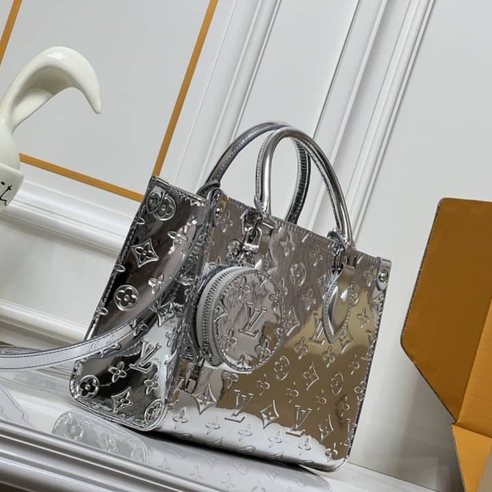 L0vis Vvtt0n Onthego PM Silver 25Cm M26373