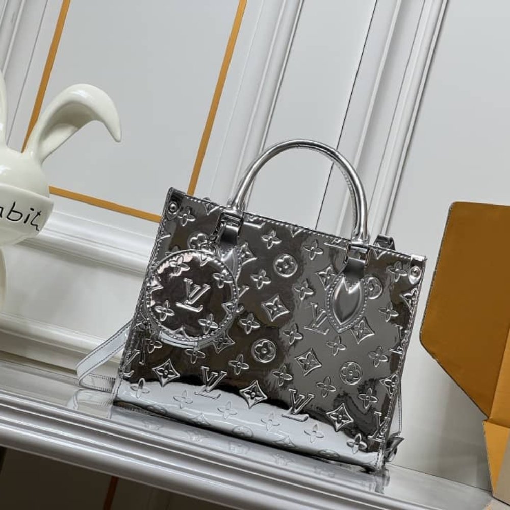 L0vis Vvtt0n Onthego PM Silver 25Cm M26373