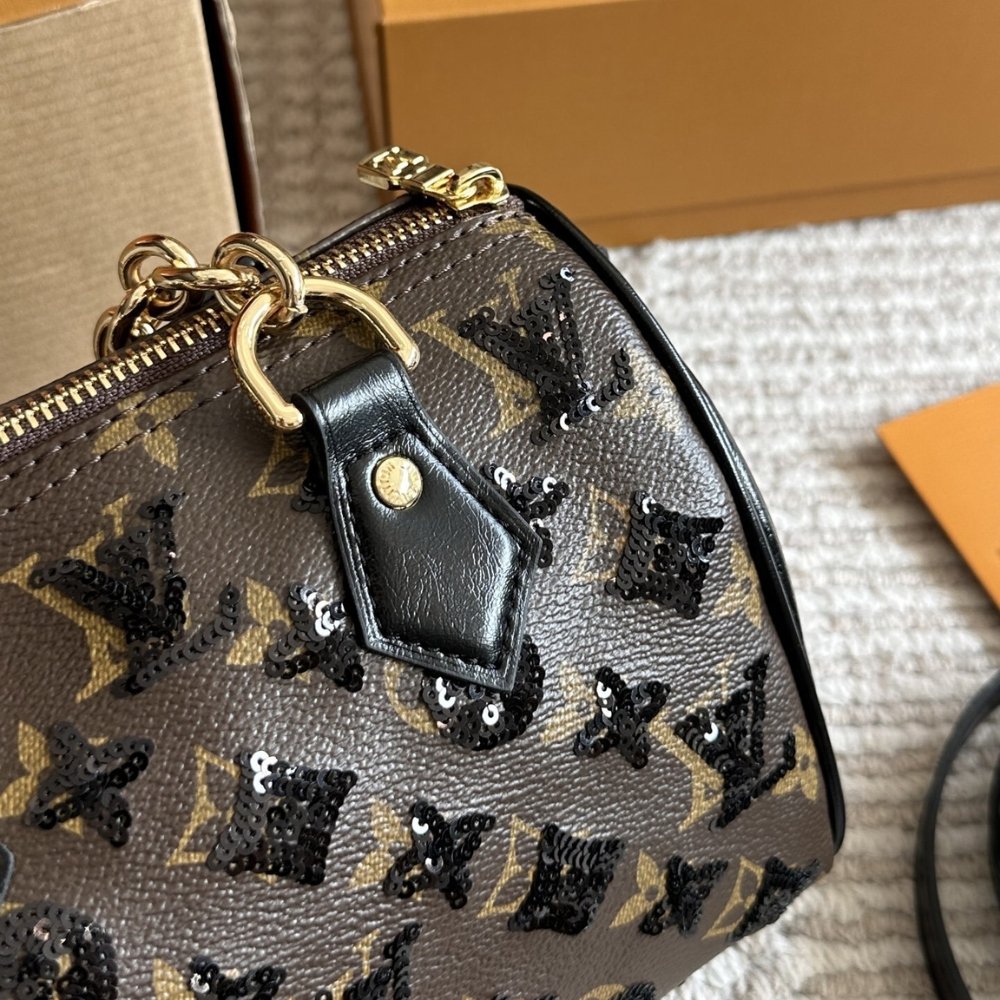 L0vis Vvtt0n Speedy Bandouliere 20 Monogram Canvas Brown 20Cm M26314