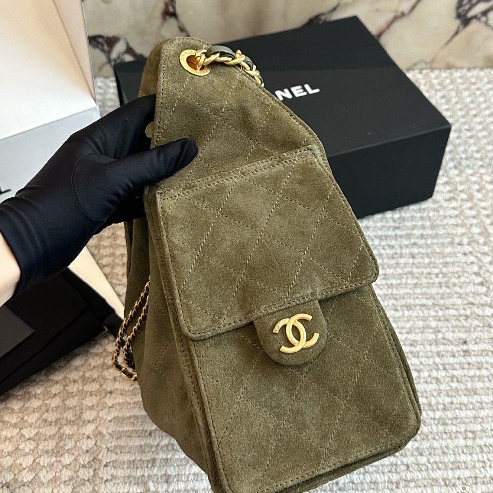 Ch**el Small 25 Handbag Gold Tone Metal Khaki 26Cm