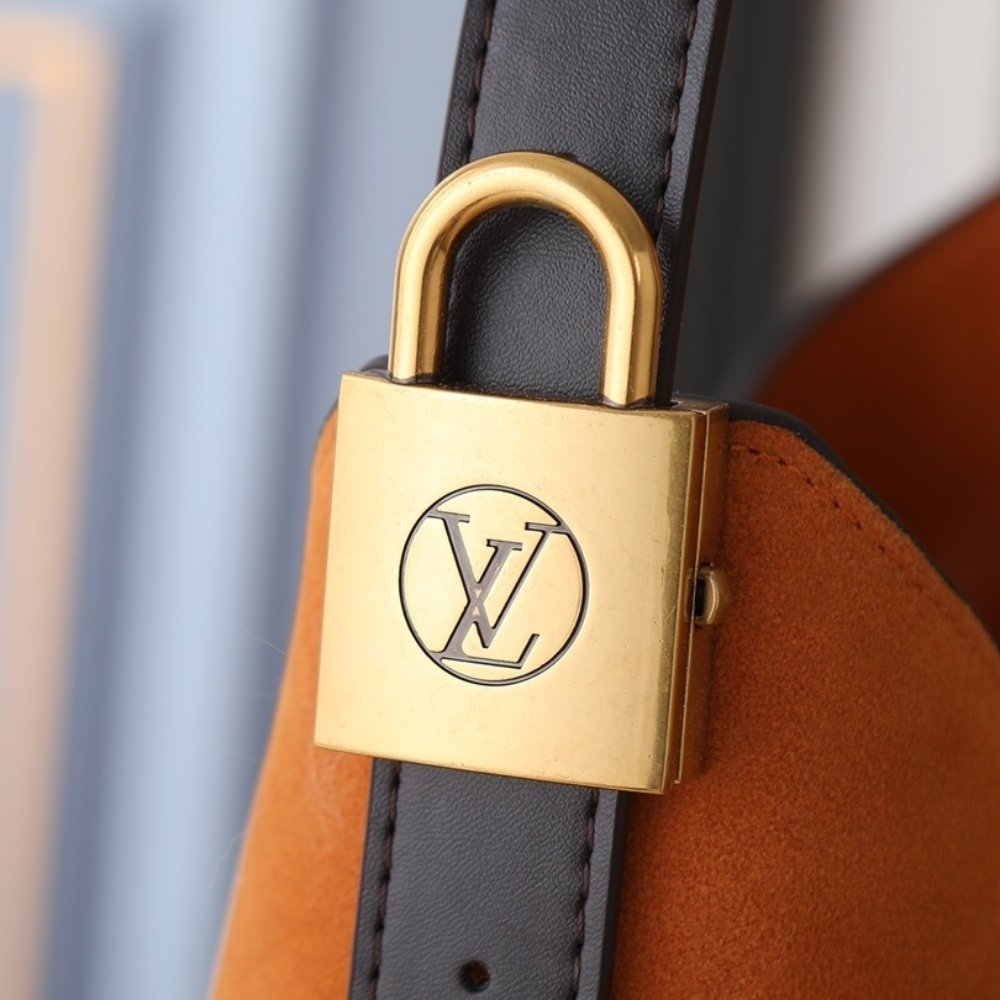 L0vis Vvtt0n Hobo MM Tan 35Cm M25516