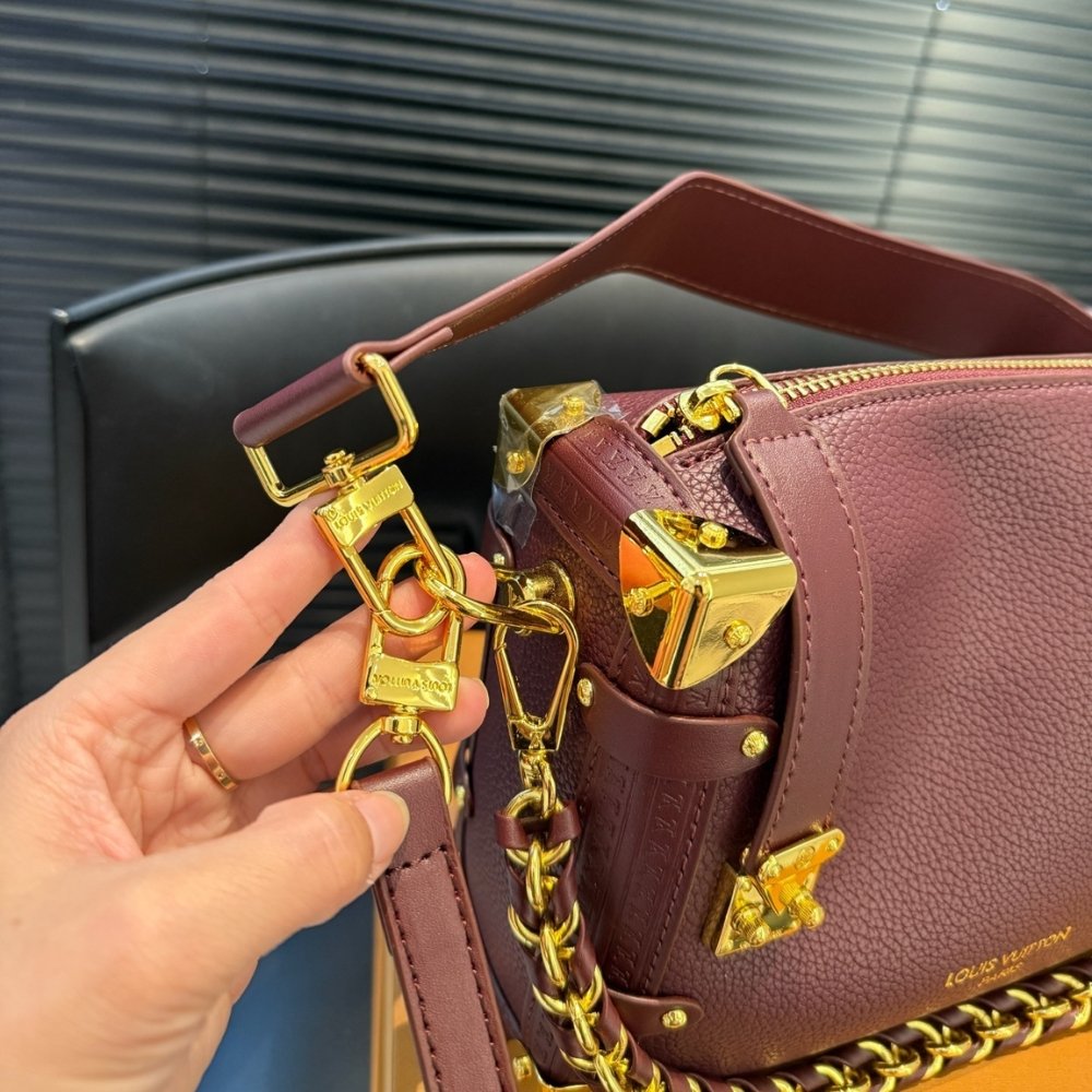 L0vis Vvtt0n Side Trunk MM Plum Red 23Cm