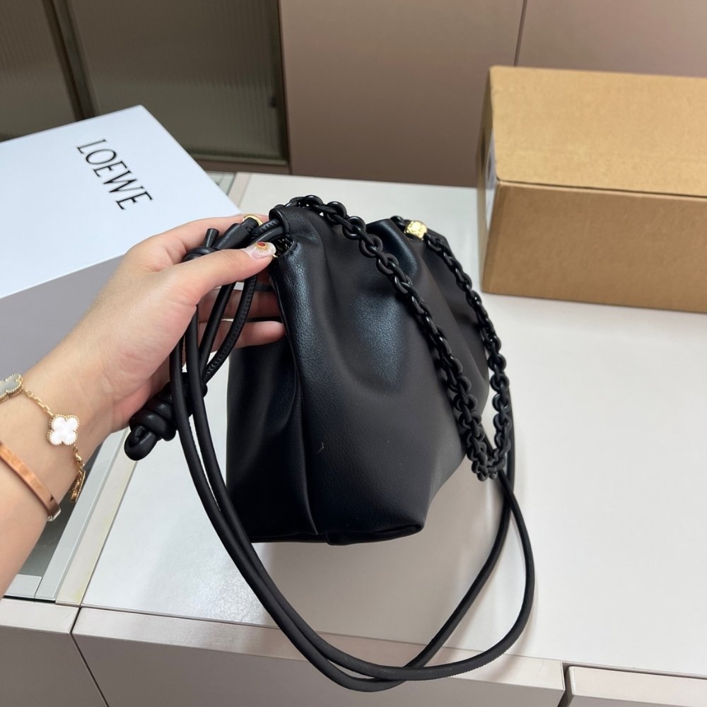 L0ew* Medium Flamenco Purse In Mellow Nappa Black 30Cm A411Fcrx84 1100