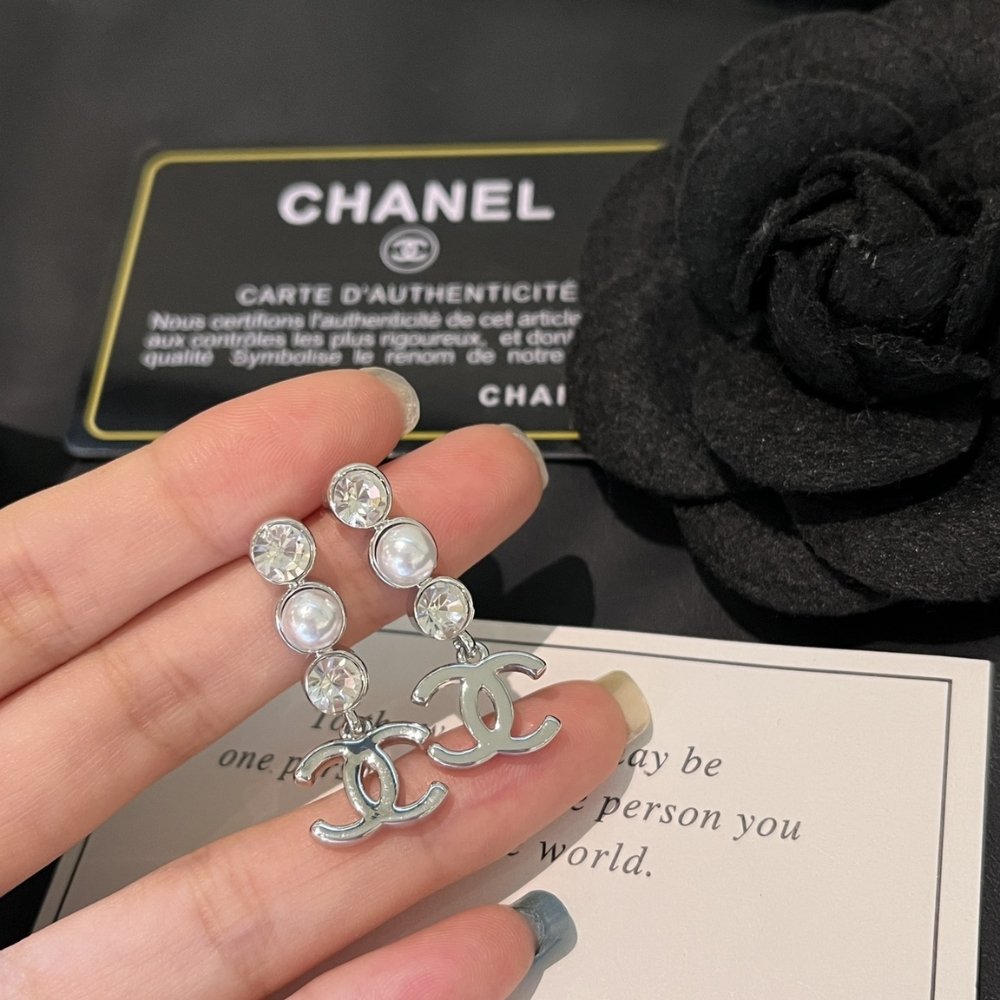 Ch**el Crystal Cc Pearl Drop Earrings Silver Abg202 B21707 U2865