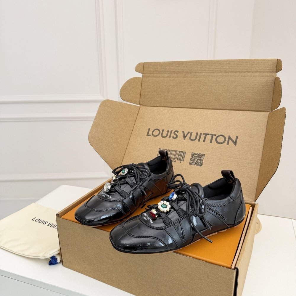 L0vis Vvtt0n Lv Sneakerina Black 1Aiver