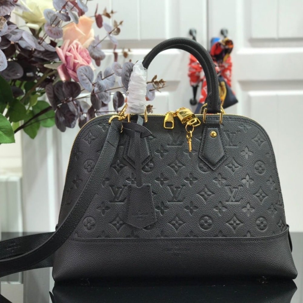 L0vis Vvtt0n Neo Alma PM 35Cm Black M44832