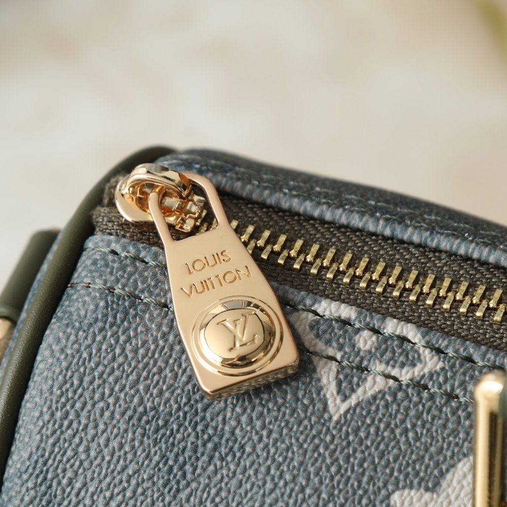 L0vis Vvtt0n Keepall Bandoulière 25 Khaki 25Cm M26930
