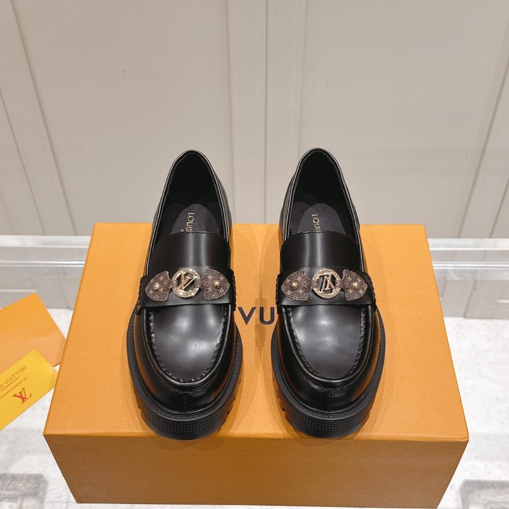 L0vis Vvtt0n District Flat Loafer Black 1Aibyh
