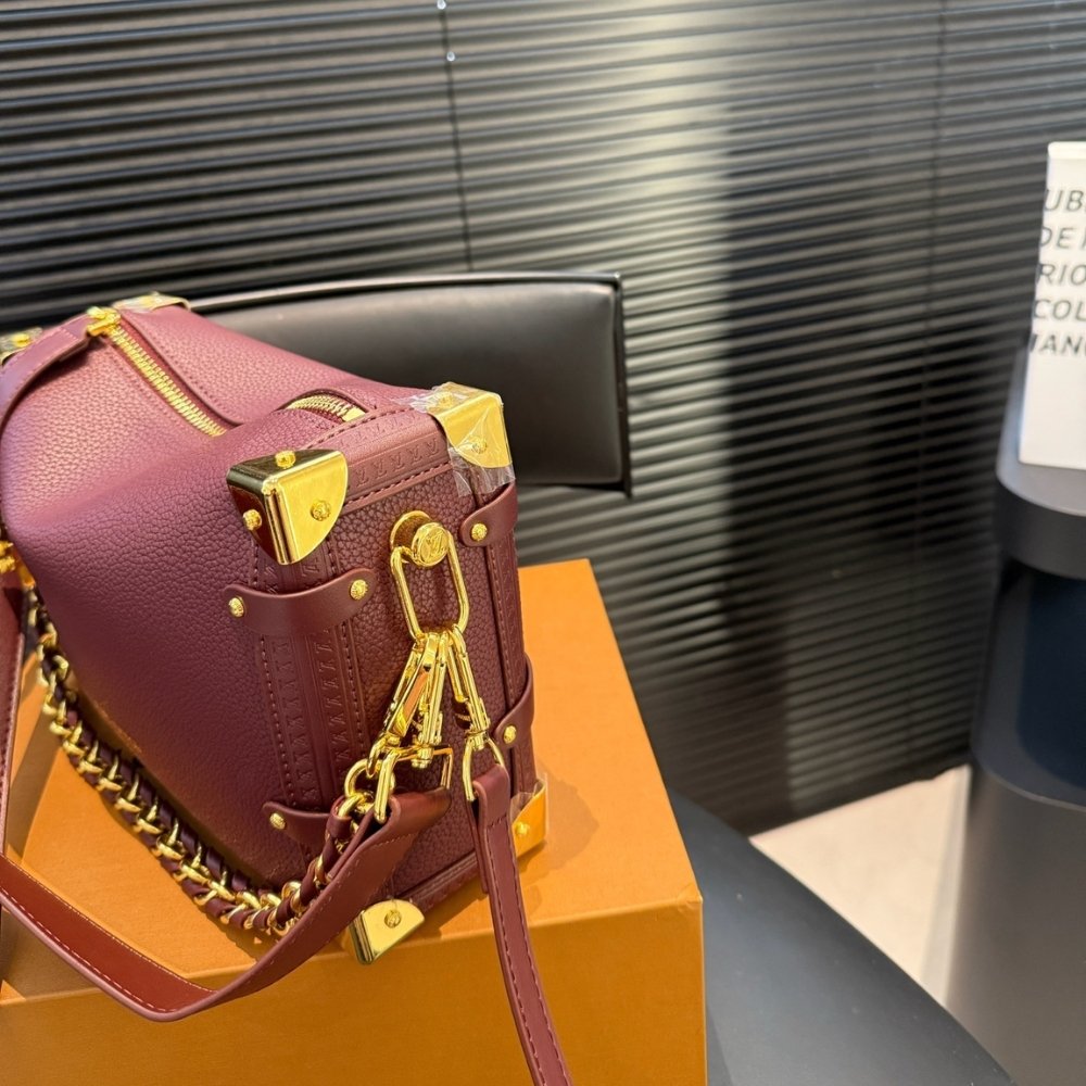 L0vis Vvtt0n Side Trunk MM Plum Red 23Cm