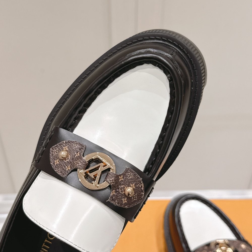 L0vis Vvtt0n District Flat Loafer Black And White 1Agxkv