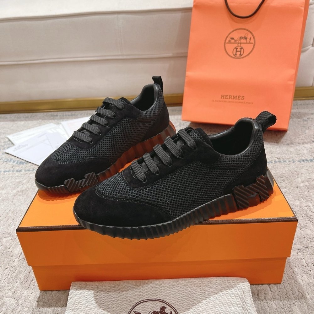 H**me5 Bouncing Sneaker Black H252804Zh01405