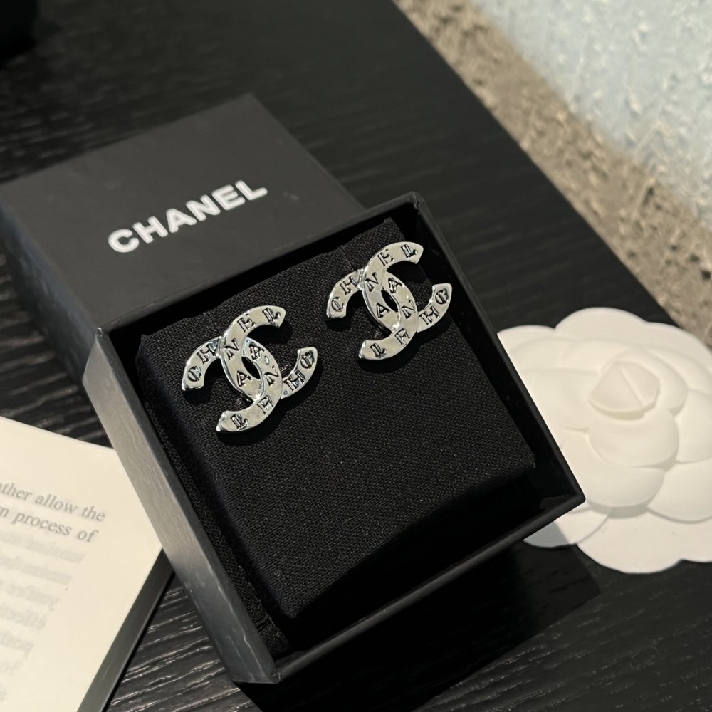 Ch**el Cc Classic Logo Earrings Silver
