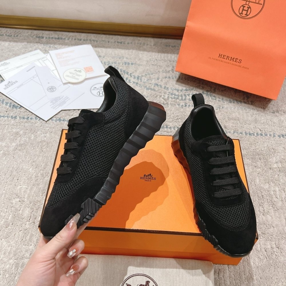 H**me5 Bouncing Sneaker Black H252804Zh01405