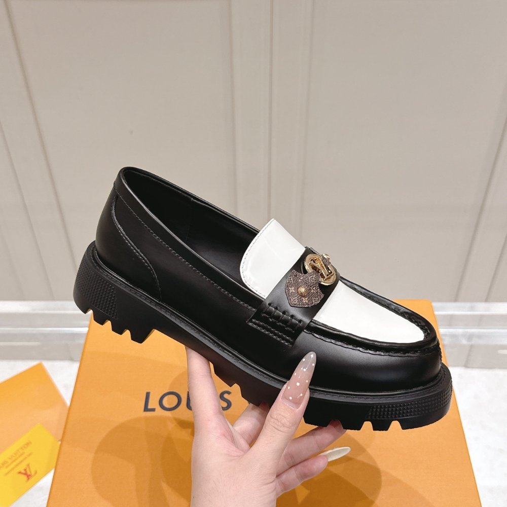 L0vis Vvtt0n District Flat Loafer Black And White 1Agxkv