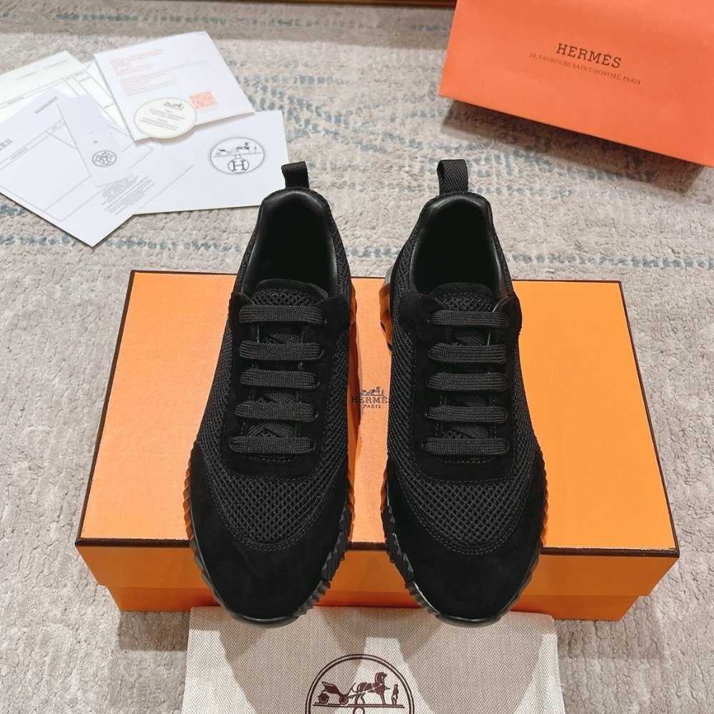 H**me5 Bouncing Sneaker Black H252804Zh01405