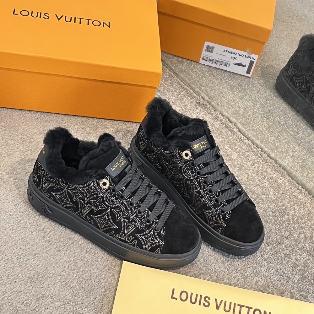 L0vis Vvtt0n Time Out Trainers Black 1Aidhw
