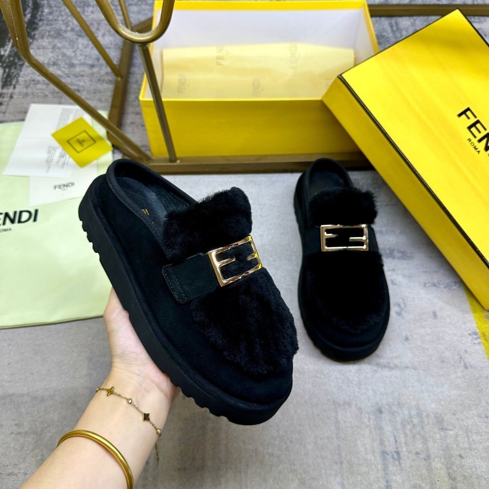 F**di Apres Chic Black
