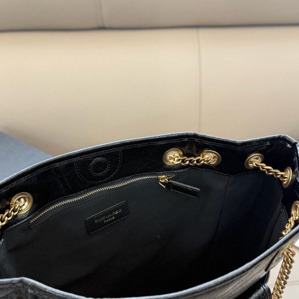 Sa1nt Lau*nt Niki Small Shopping In Vintage Black Leather 30Cm 8622950EN071000