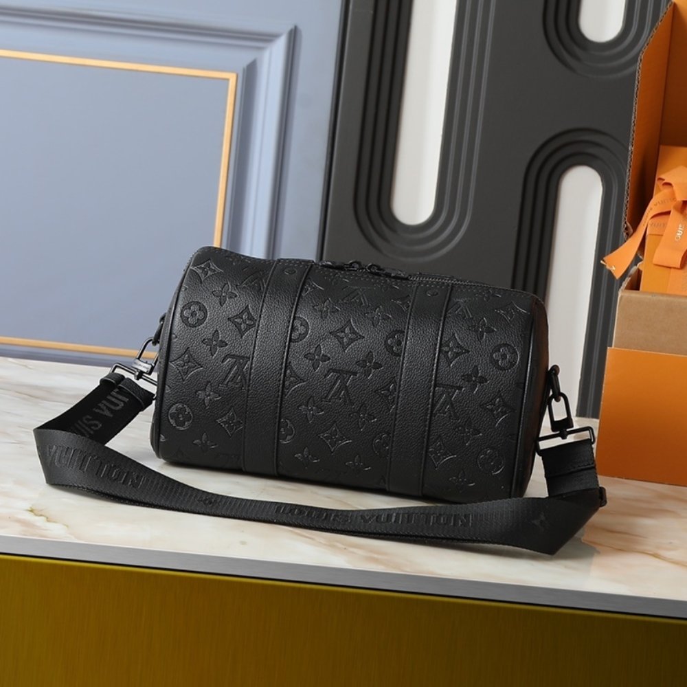 L0vis Vvtt0n City Keepall Black 27Cm M26750