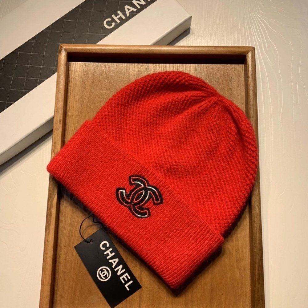 Ch**el Cc Logo Cashmere Beanie Red