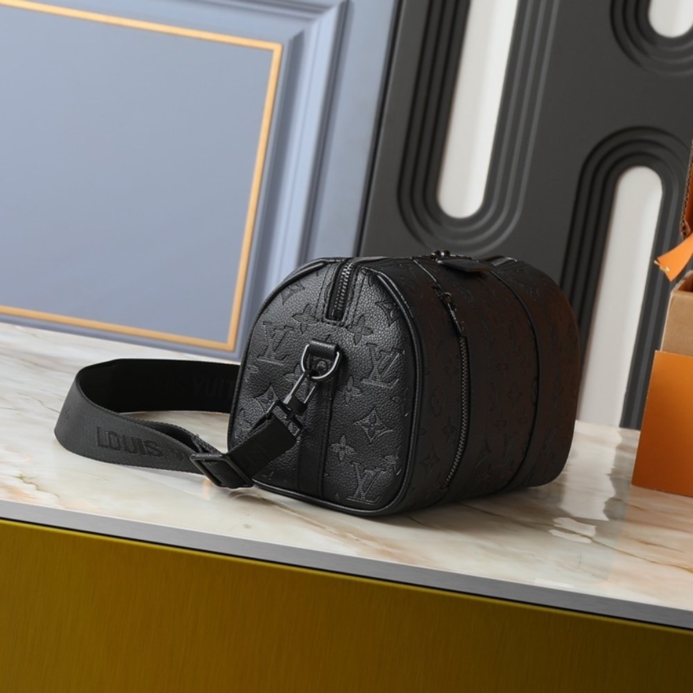 L0vis Vvtt0n City Keepall Black 27Cm M26750