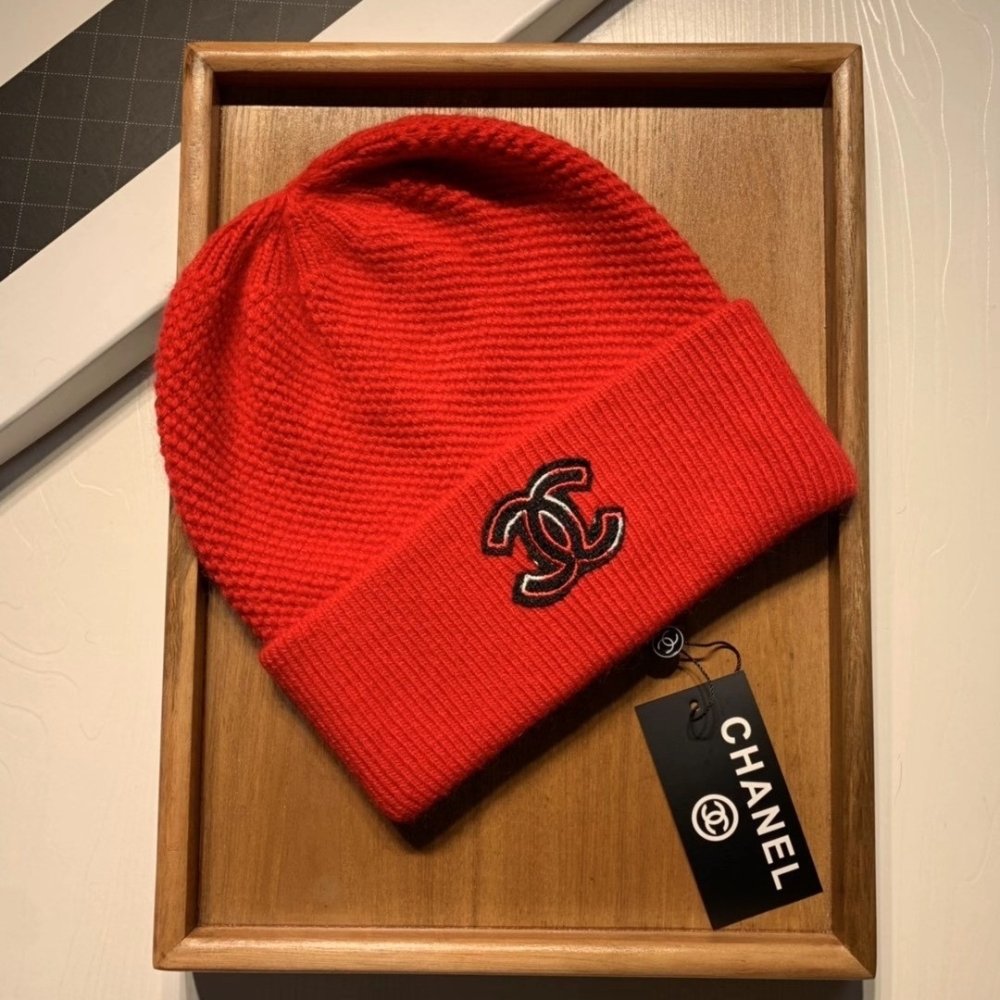Ch**el Cc Logo Cashmere Beanie Red