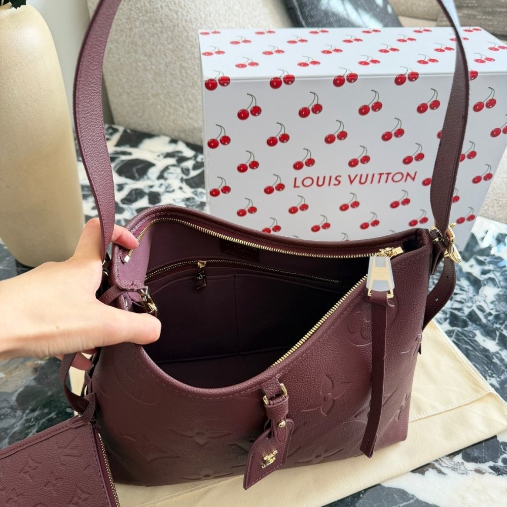 L0vis Vvtt0n Carryall PM Dark Red 30Cm