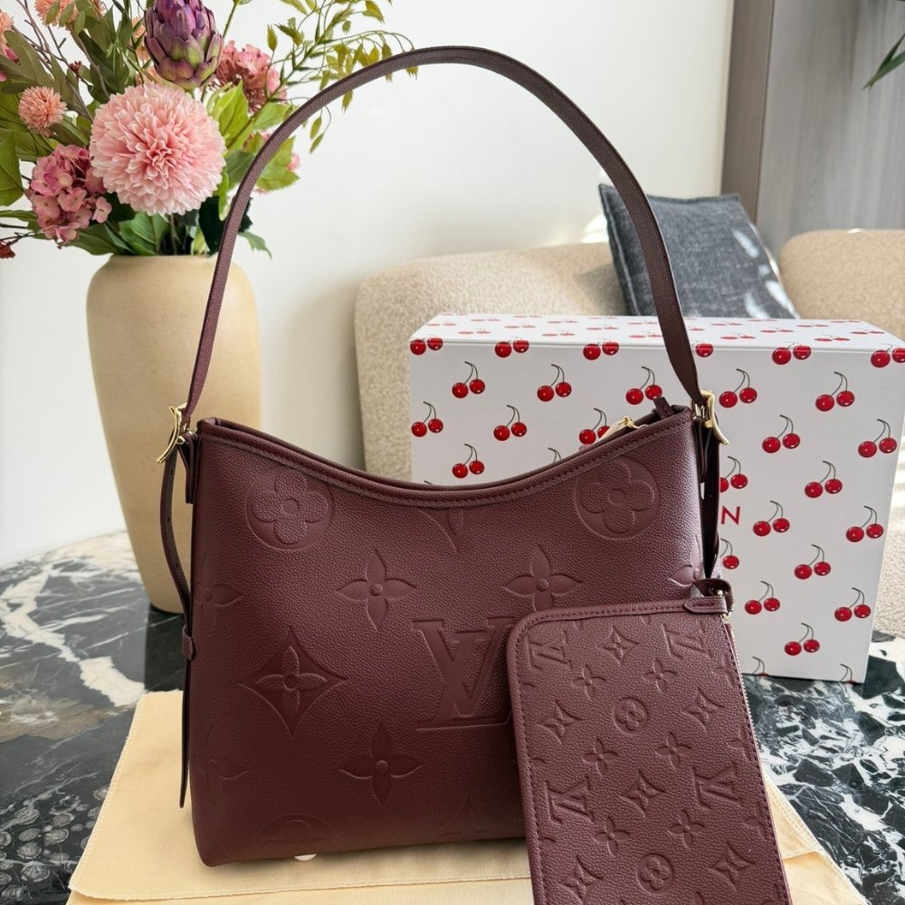 L0vis Vvtt0n Carryall PM Dark Red 30Cm
