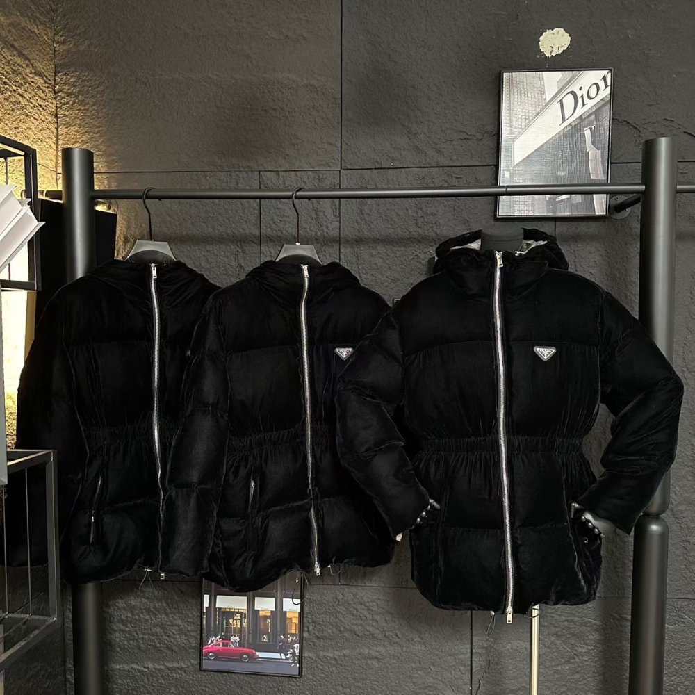Pra*a Velvet Down Jacket Black 292214 18H4 F0008 S Ooo