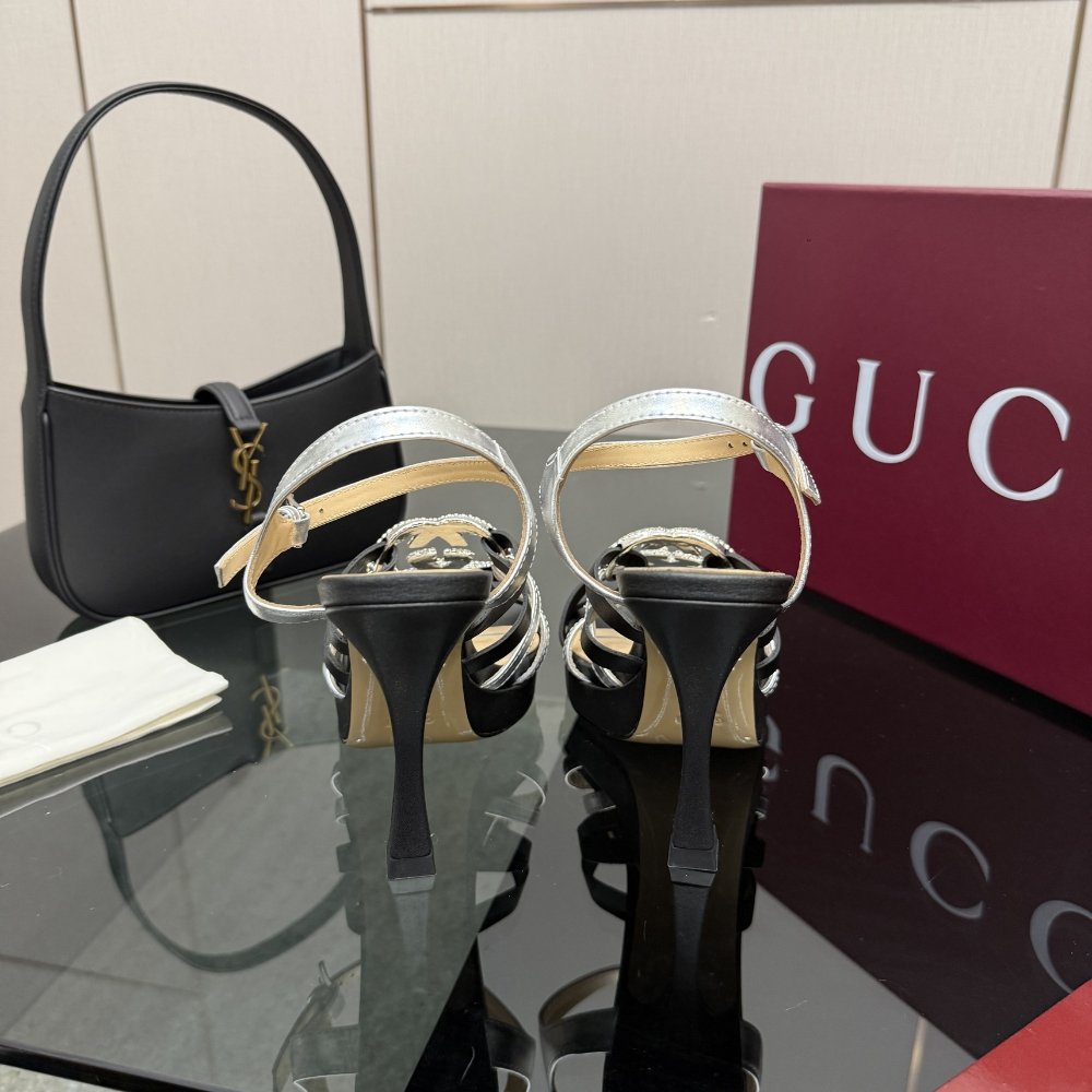 Gvc*1 Women Pump With Crystal Interlocking G Black 852355 Aafsh 8142