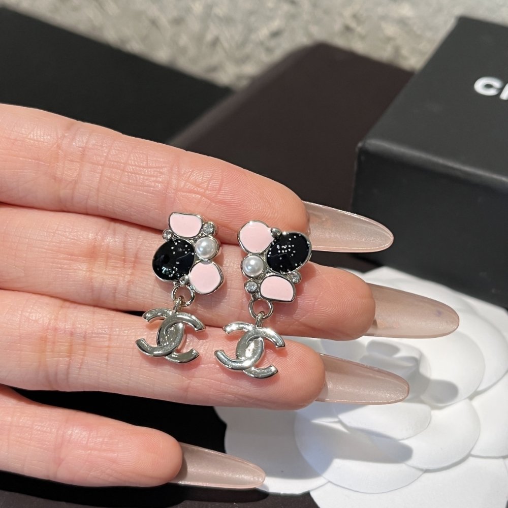 Ch**el Pearl And Stone Floral Earrings Silver Abg634 B22459 U4653