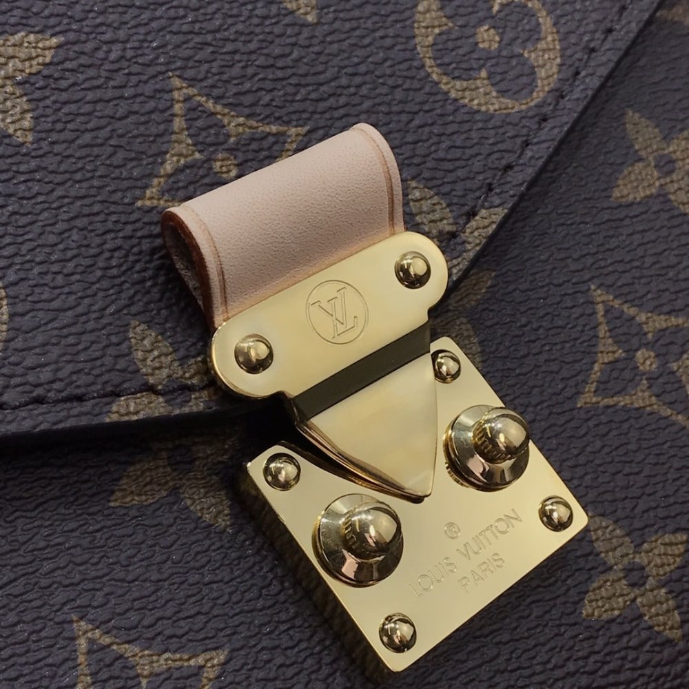 L0vis Vvtt0n Pochette Métis Monogram Canvas Brown 25Cm M44875
