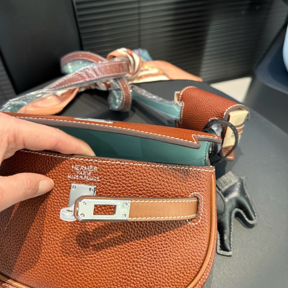 H**me5 Kelly Moove Swift Silver Hardware Orange 20Cm
