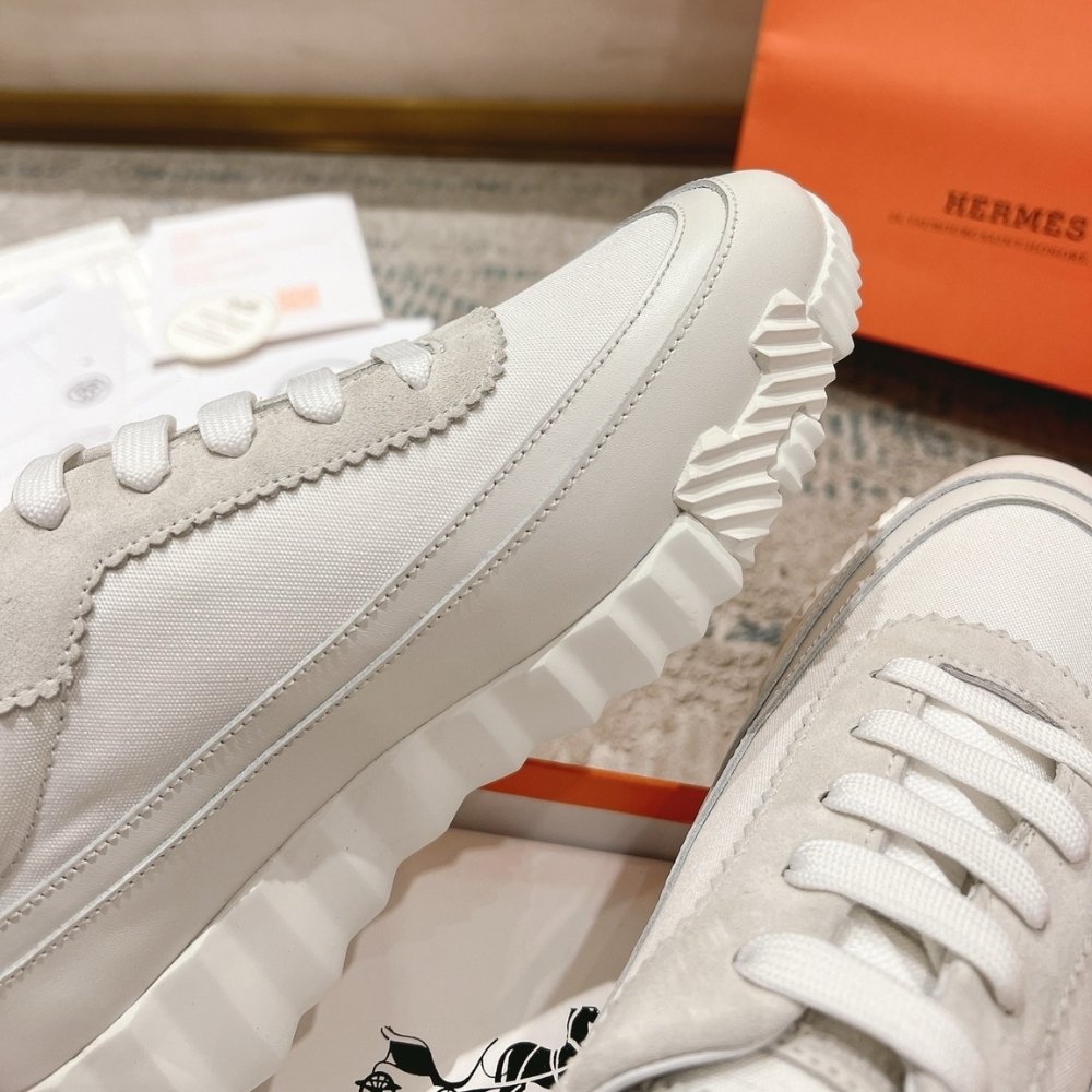 H**me5 Bouncing Sneaker Light Gray White