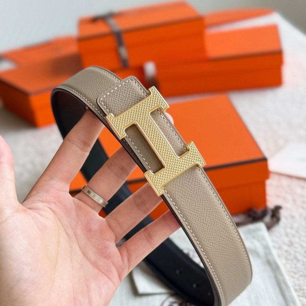 H**me5 Constance Guillochee Belt Buckle And Reversible Leather Strap 32 Mm Gold Gray H075396Cc06