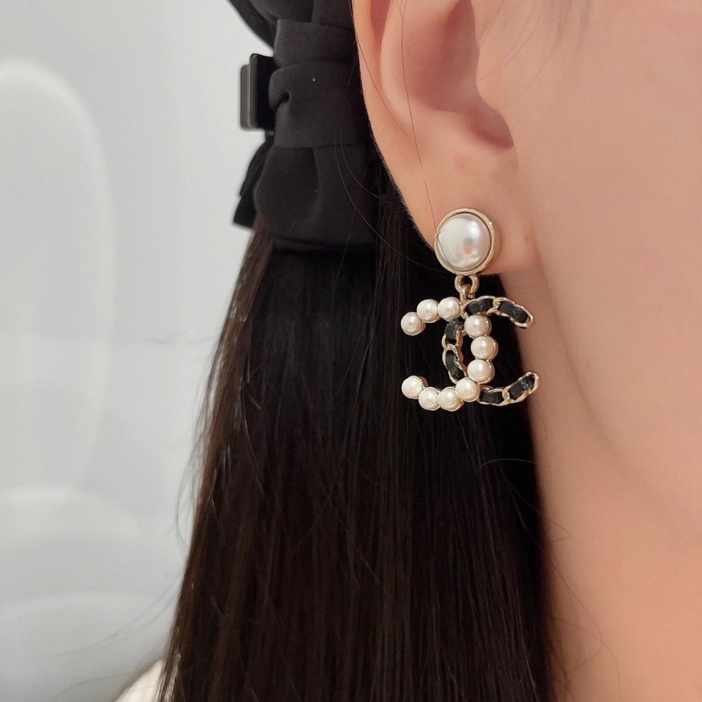 Ch**el Stud Earrings Black And Pears Abg562 B22261 U4399