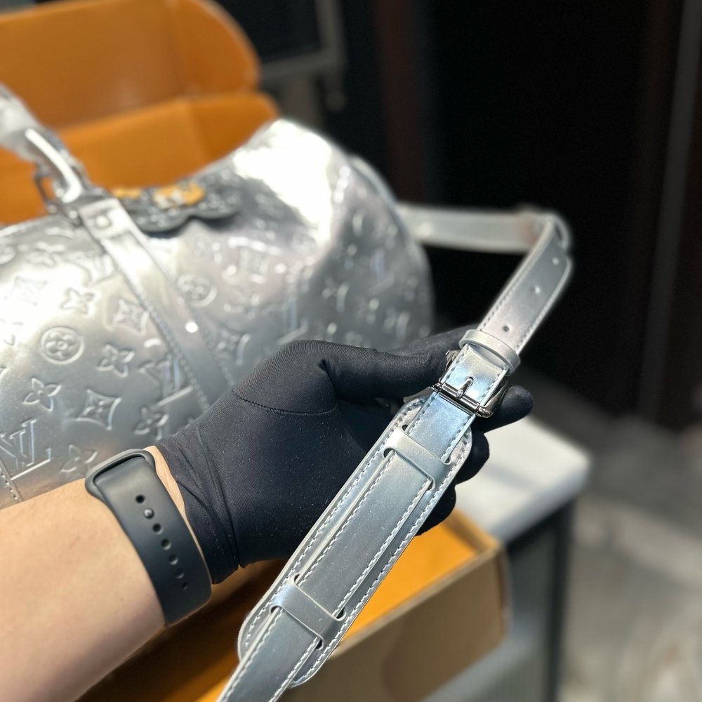 L0vis Vvtt0n Keepall Bandoulière 45 Silver 45Cm M12858