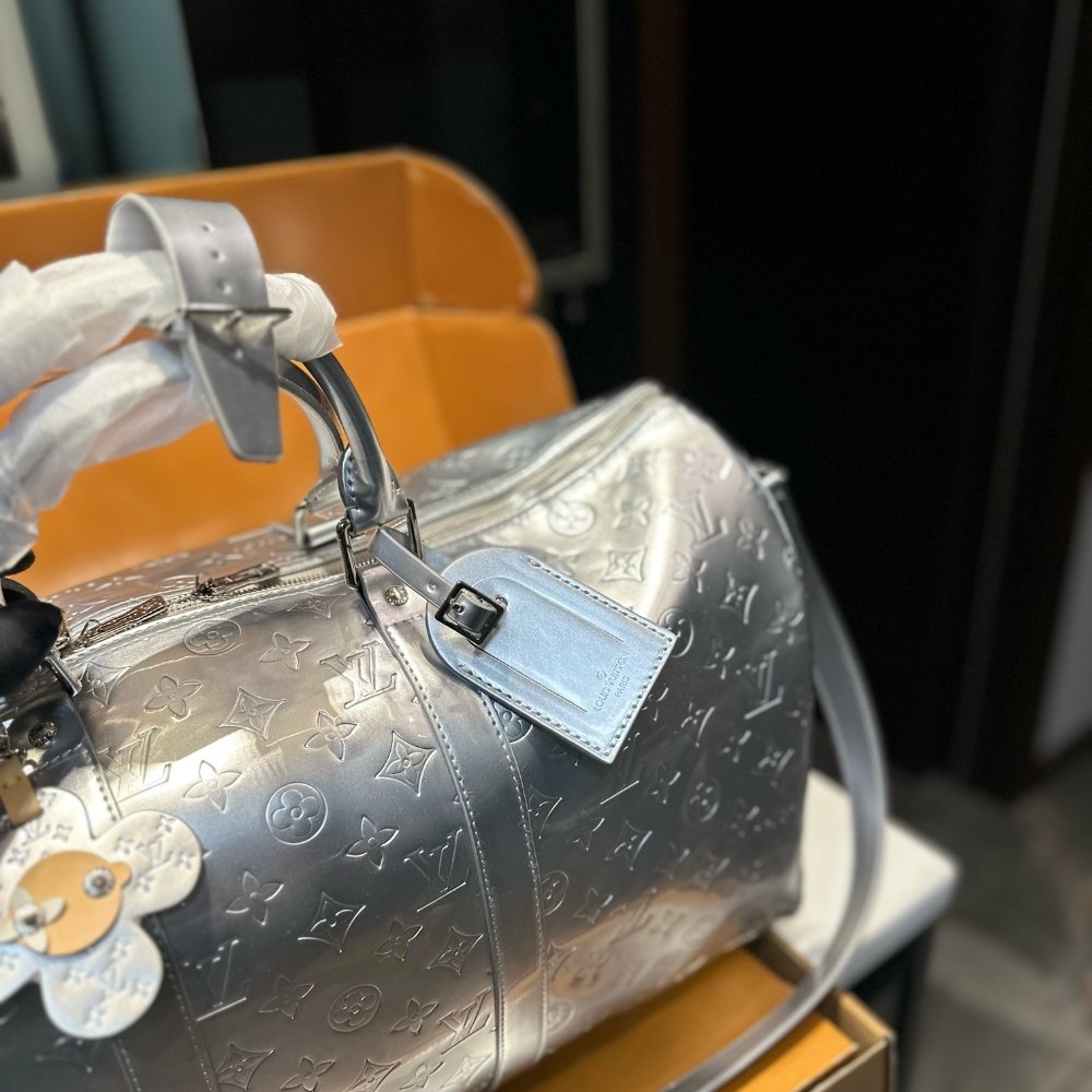 L0vis Vvtt0n Keepall Bandoulière 45 Silver 45Cm M12858